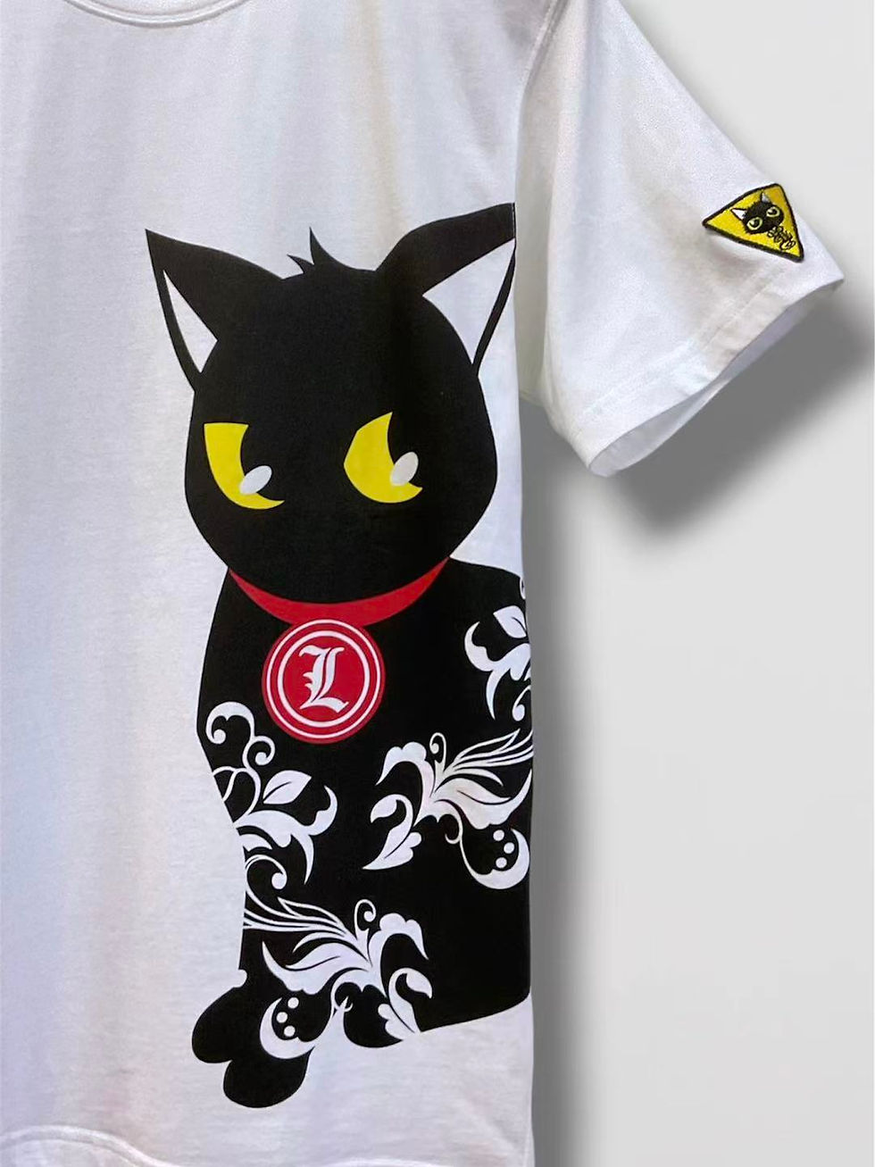 Thumbnail: LiN  AL-75041 #13 Lamy and Earl 『チラッとこっちミールアール 』半袖Ｔシャツ