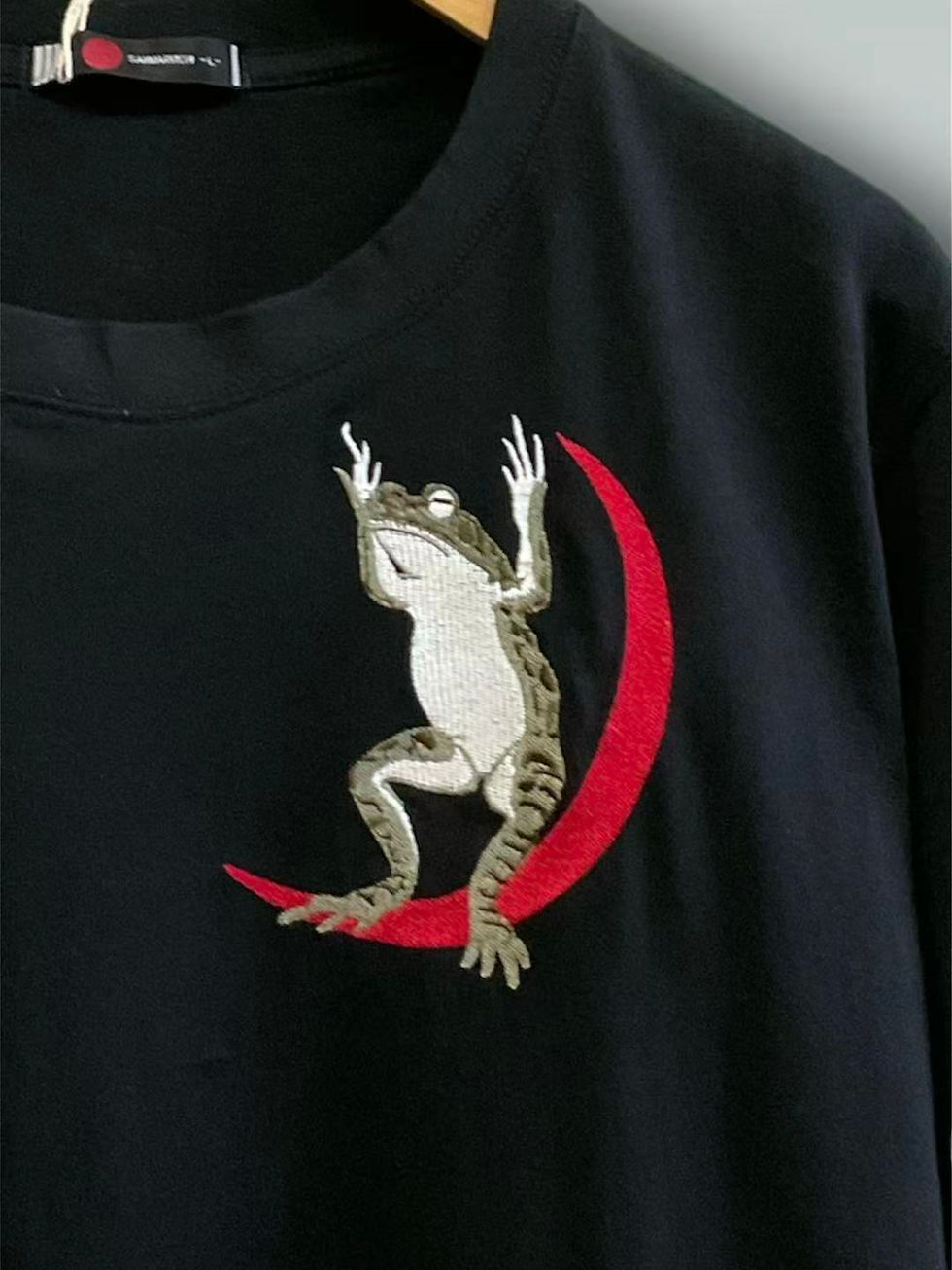 サムネイル： ○参丸一 SM-50068  -49   サンマルイチ『鷹波蛙』半袖Tシャツ