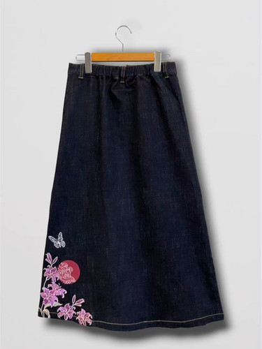 希少 極上美品 Konjaku 今昔 刺繍入り デニムスカート インディゴ 今昔 KJ-29281 #72 こんじゃく『着物狐と百合の花』 ALL刺繡 斜めZIP