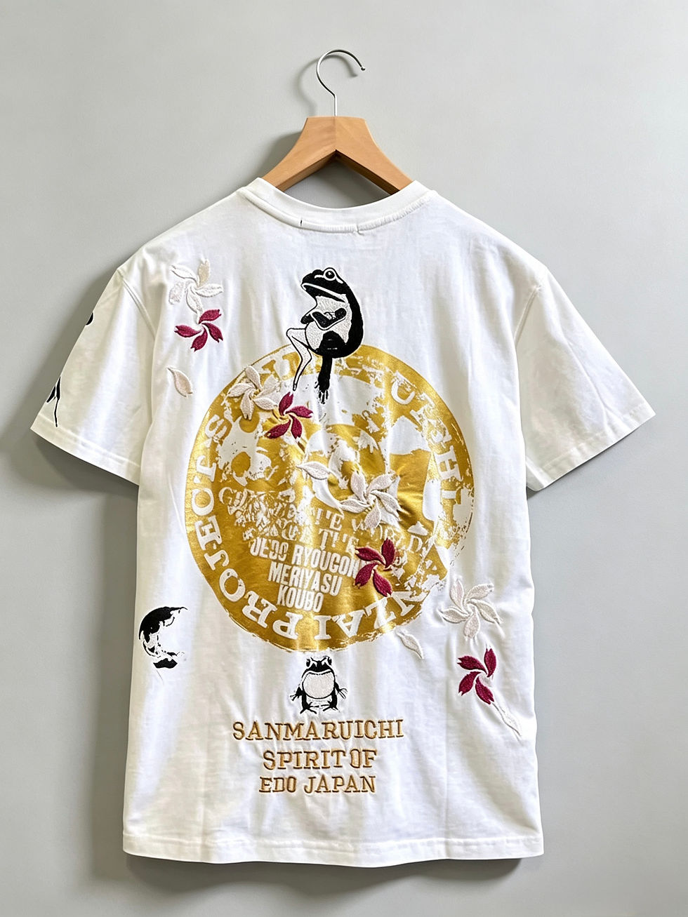 Thumbnail: 参丸一 ST-80005  #25  サンマルイチ『カンガエル 地球』 半袖Tシャツ