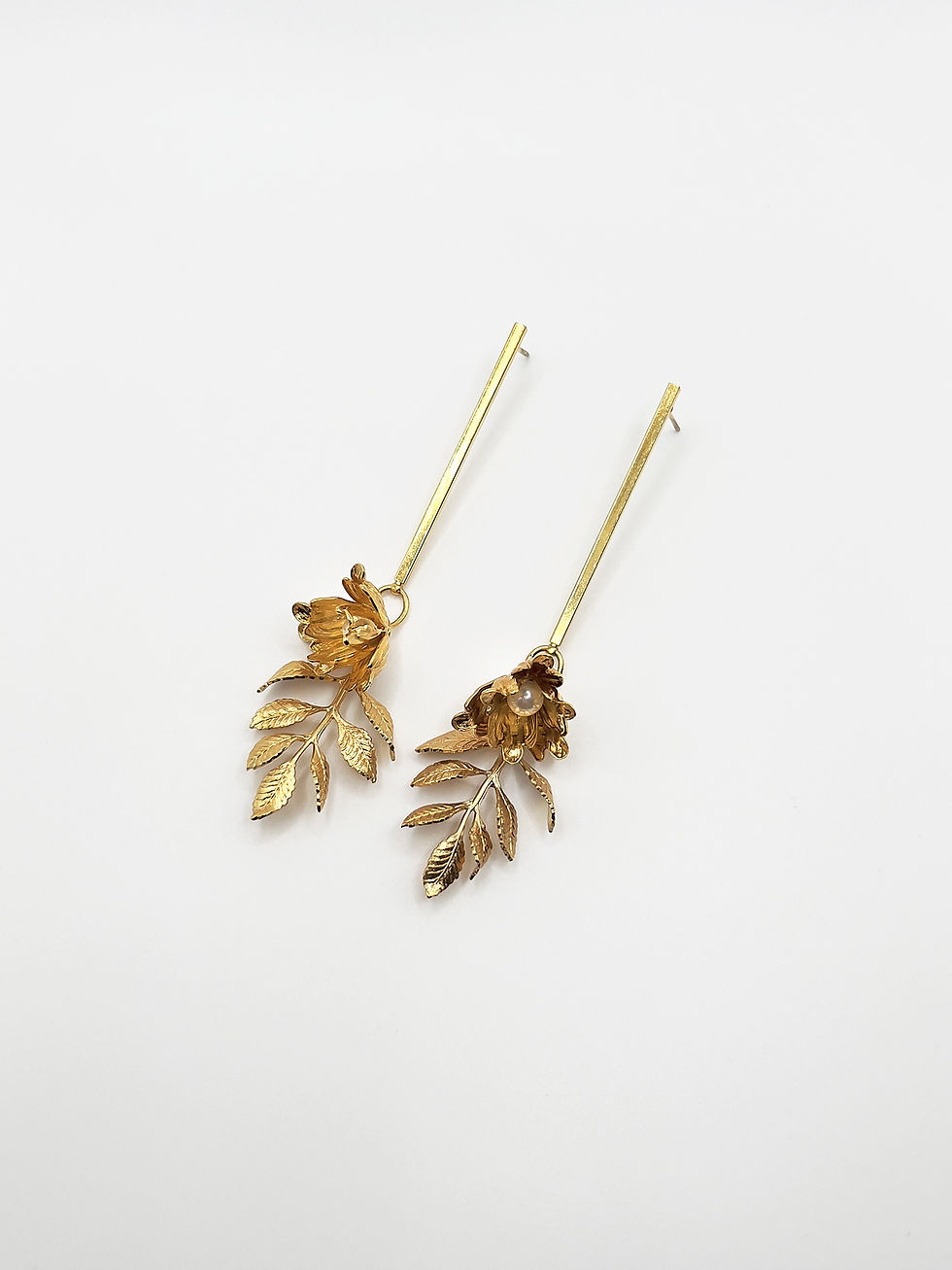 Thumbnail: Rosae Earrings