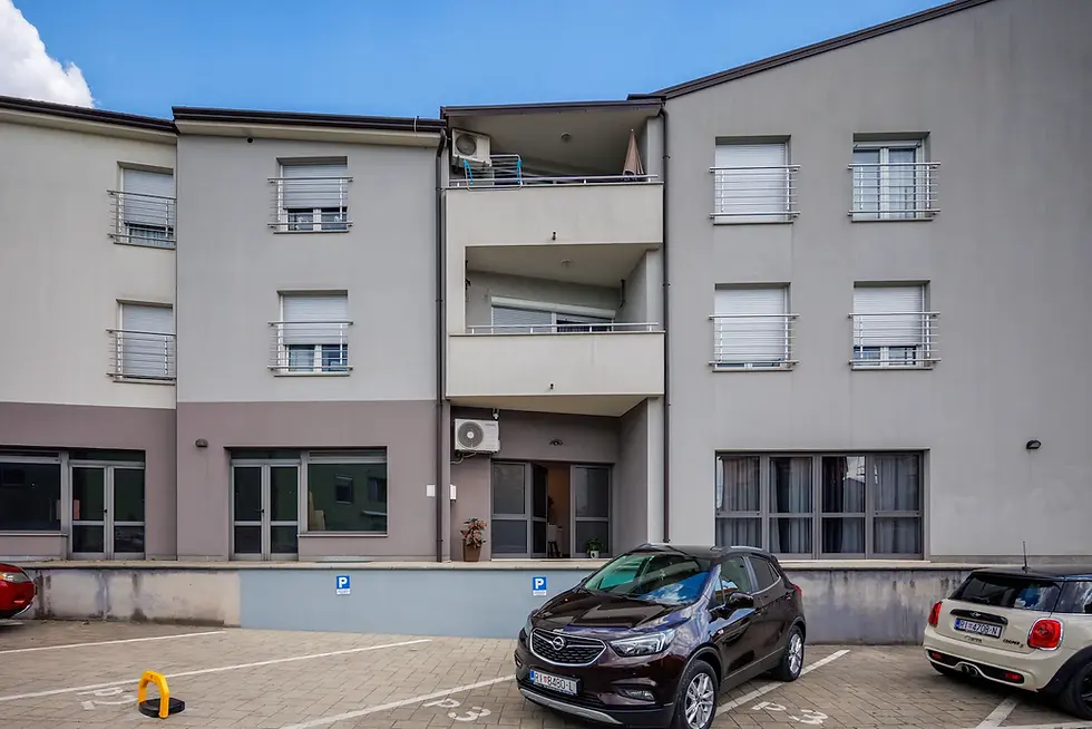 Apartman s privatnim parkiranjem u Viškovu pokraj Rijeke