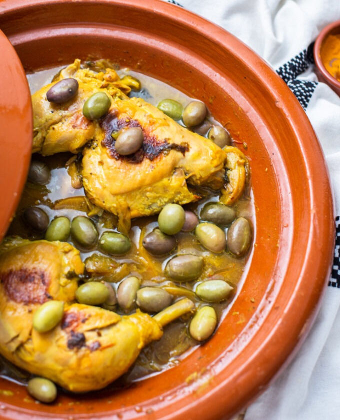 moroccan tagine with chicken and olives