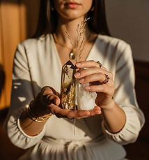 fate weaver _ Tarot and healing