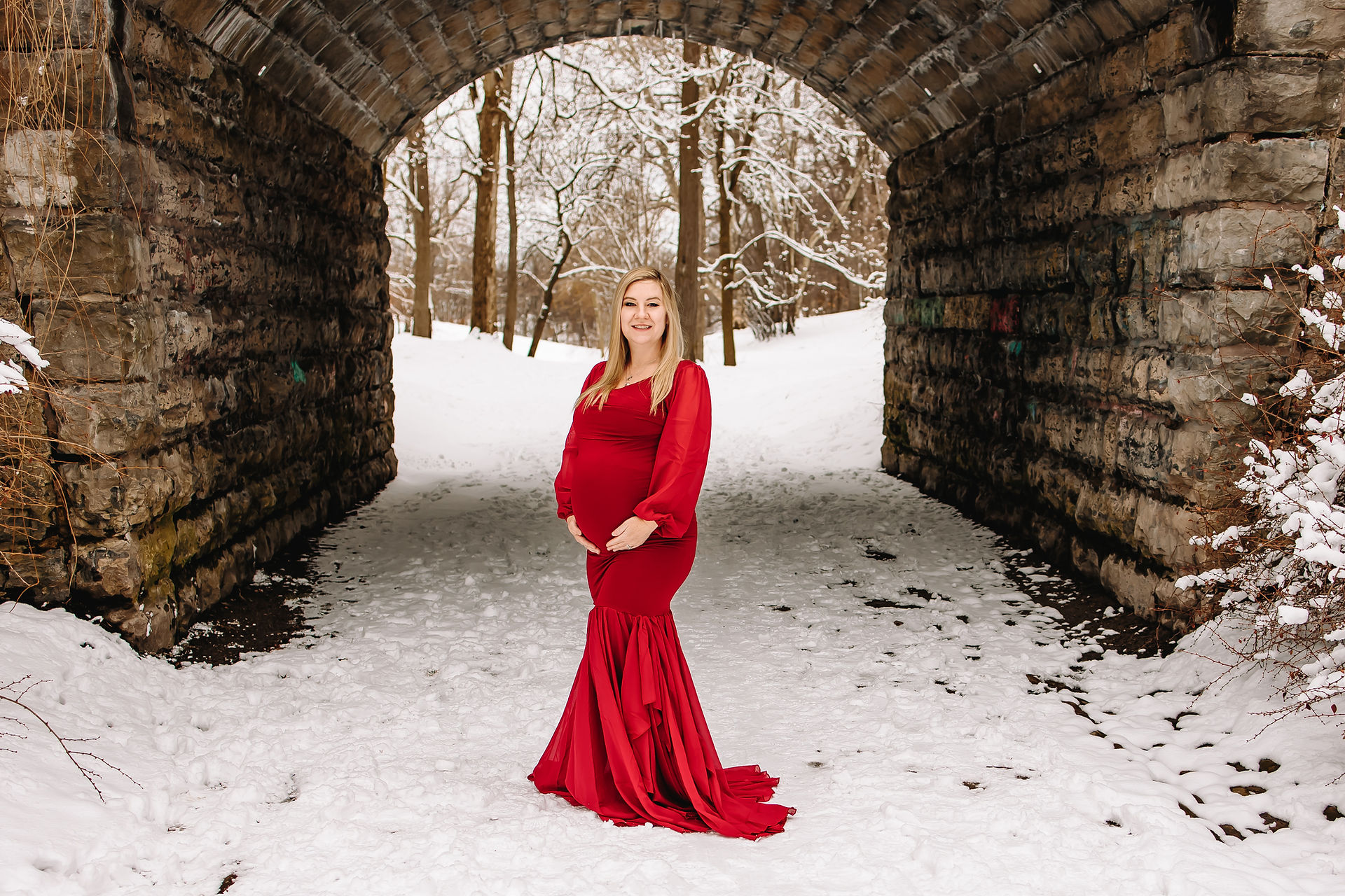 buffalo ny maternity photo at Delaware park