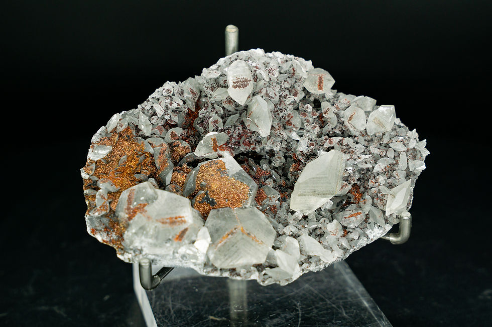 Thumbnail: Red Chalcopyrite on Calcite Hubei