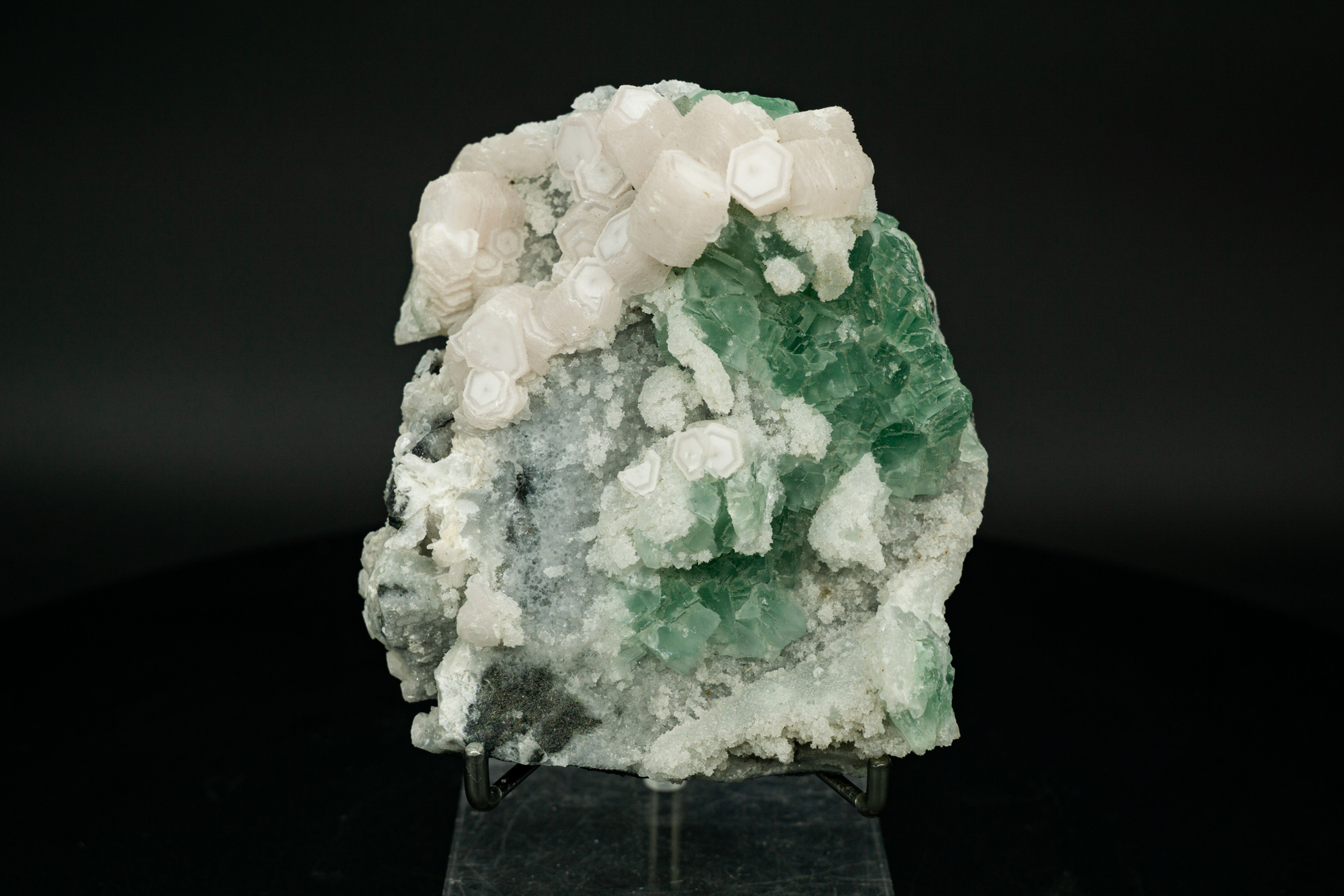 UV-Reactive Pink Calcite and Green Fluorite Fujian