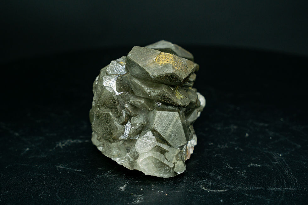 Thumbnail: Rainbow Chalcopyrite on Calcite Hubei