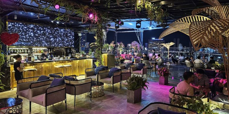 Top quán bar ngoài trời ngắm view cầu Rồng đẹp nhất Đà Nẵng