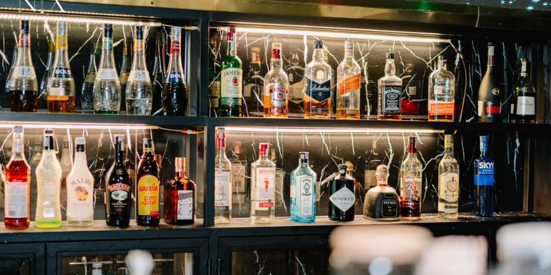 Top quán bar ngoài trời ngắm view cầu Rồng đẹp nhất Đà Nẵng