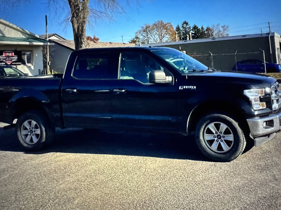 Miniature : 2017 Ford F150 SuperCrew 145" XLT ,V8 5.0L 4WD