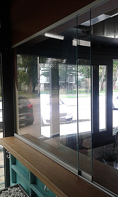 Thumbnail: KLIZNA STAKLENA VRATNA KRILA