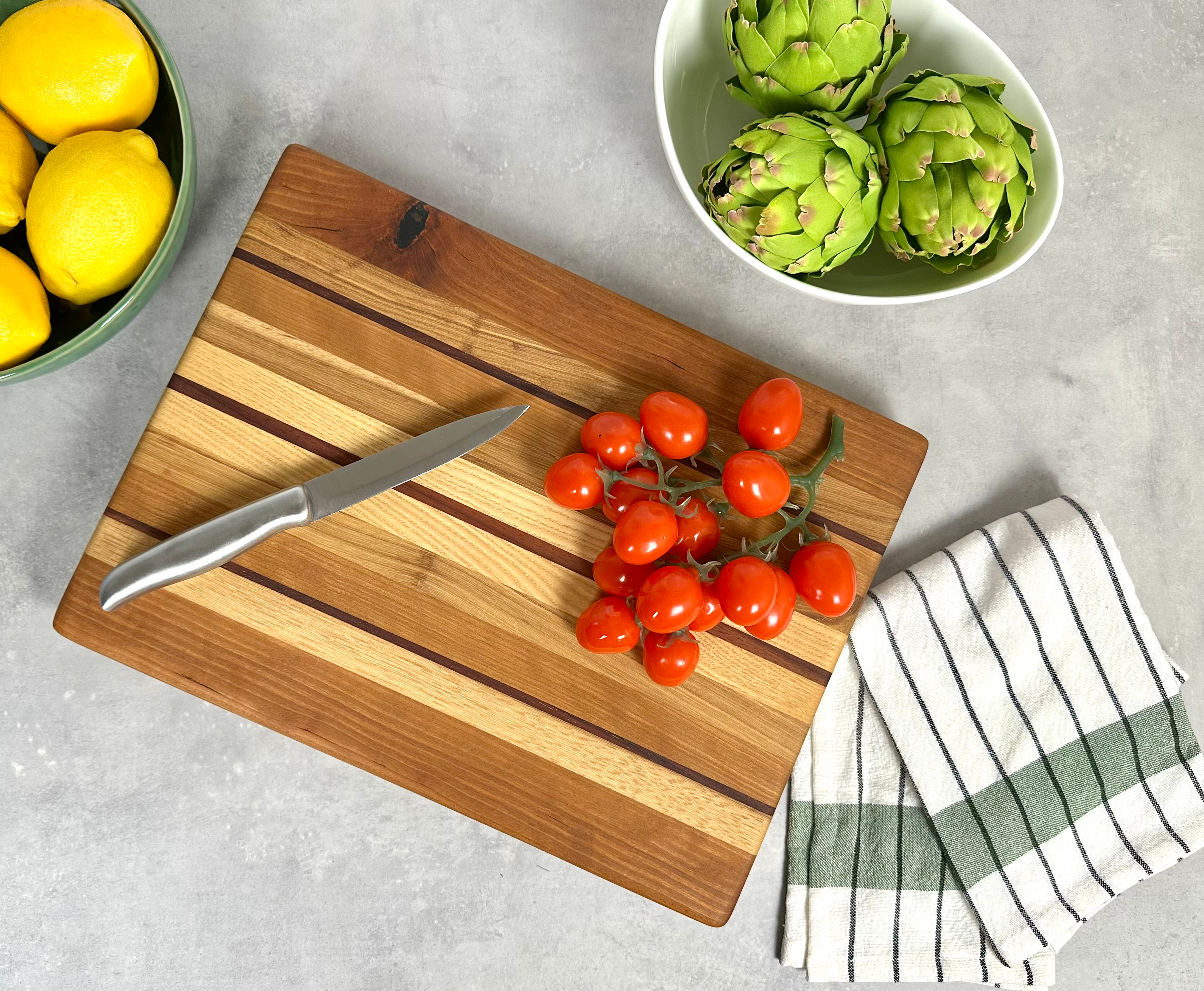 Medium Cutting Board