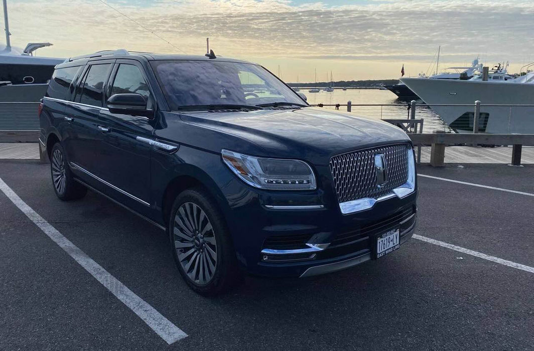Hamptons car limo service SUV