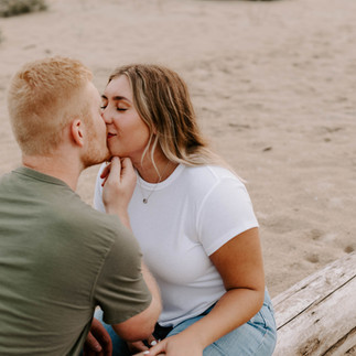 Date Night Idea: Engagement Photos