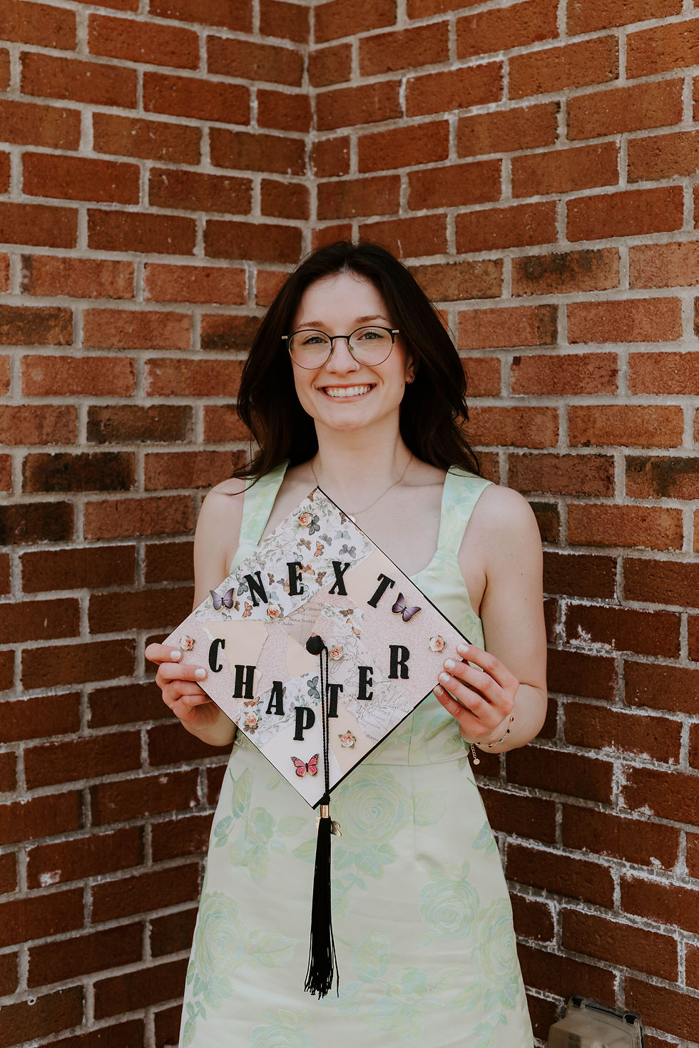SVSU Graduation Photography with Savanna & Gina