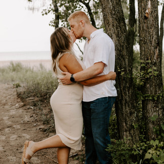 Date Night Idea: Engagement Photos