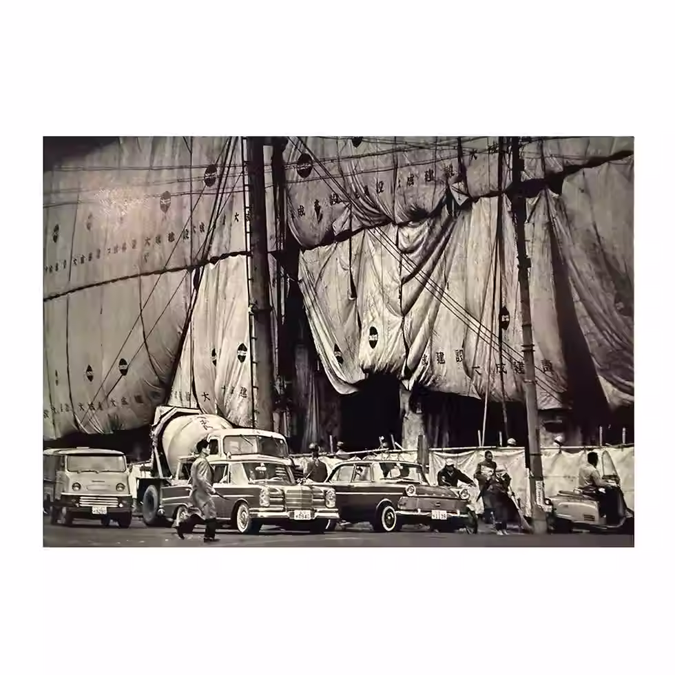 Thumbnail: Tokyo - Yasuhiro Ishimoto