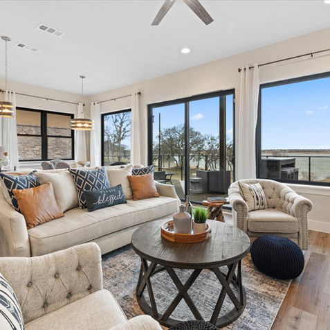 16-4535 N Shore Dr-5.jpg