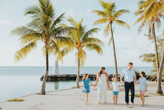 Florida Keys and Marathon, FL Photographer. Family Portraits in the Florida Keys