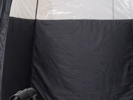 Spray tan vs cabine UV : lequel est le plus sûr pour la peau ?