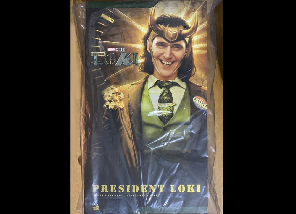 Ready! Hot Toys TMS066 LOKI 1/6 PRESIDENT LOKI