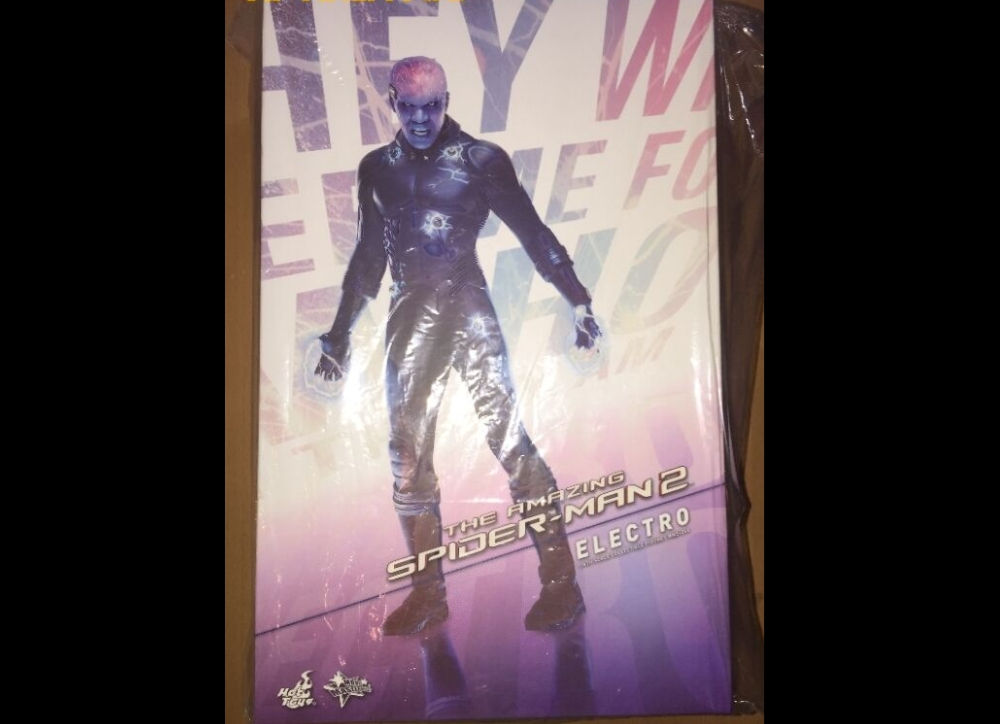 Hot Toys MMS246 THE AMAZING SPIDER-MAN 2 1/6 ELECTRO Non-refundable!