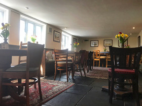 Rose Crown Ivinghoe Gallery