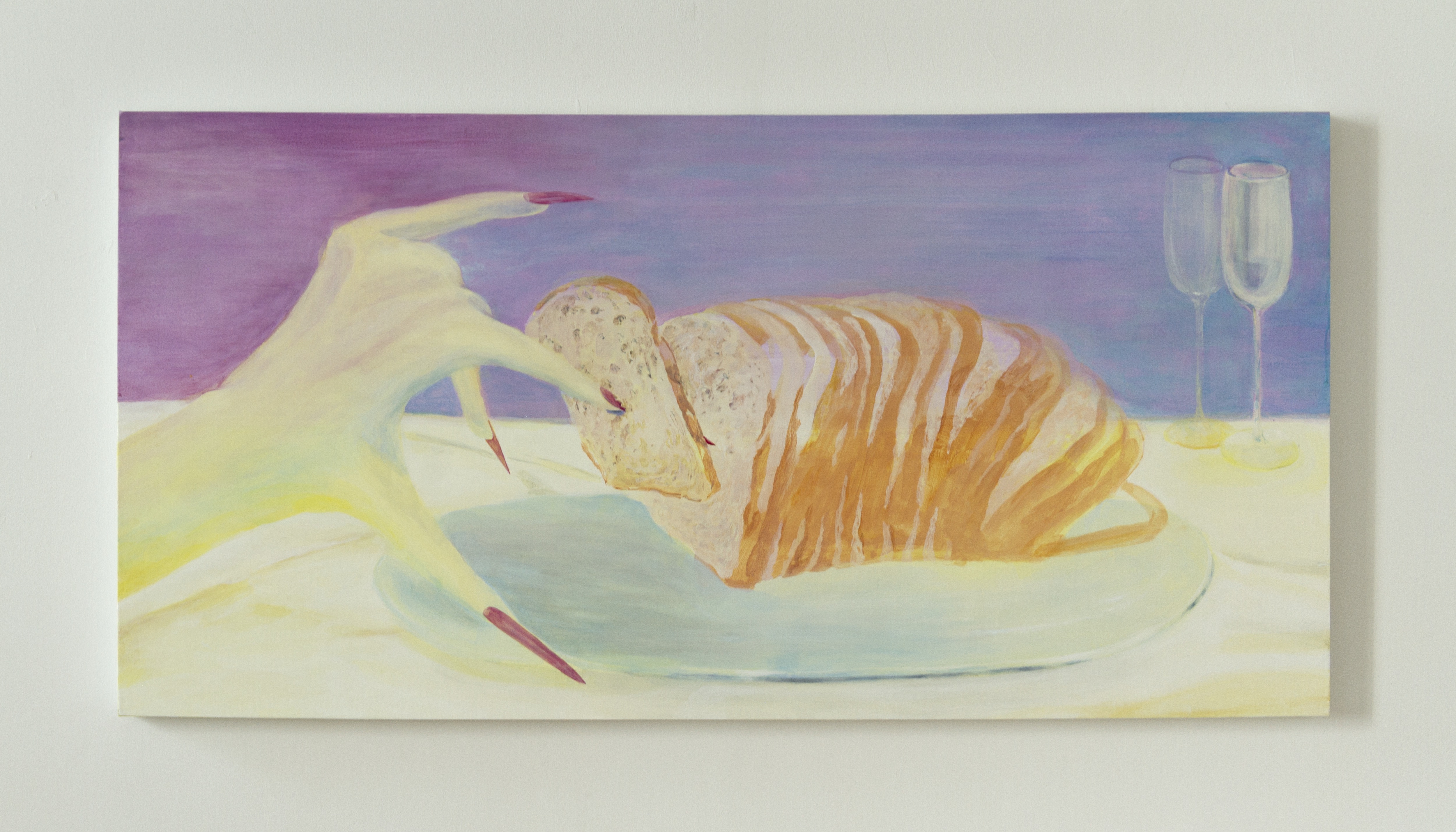 Light snack before her stage