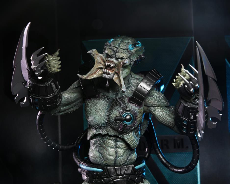 Thumbnail: Predator - Ultimate Deluxe Stone Heart (Concrete Jungle)