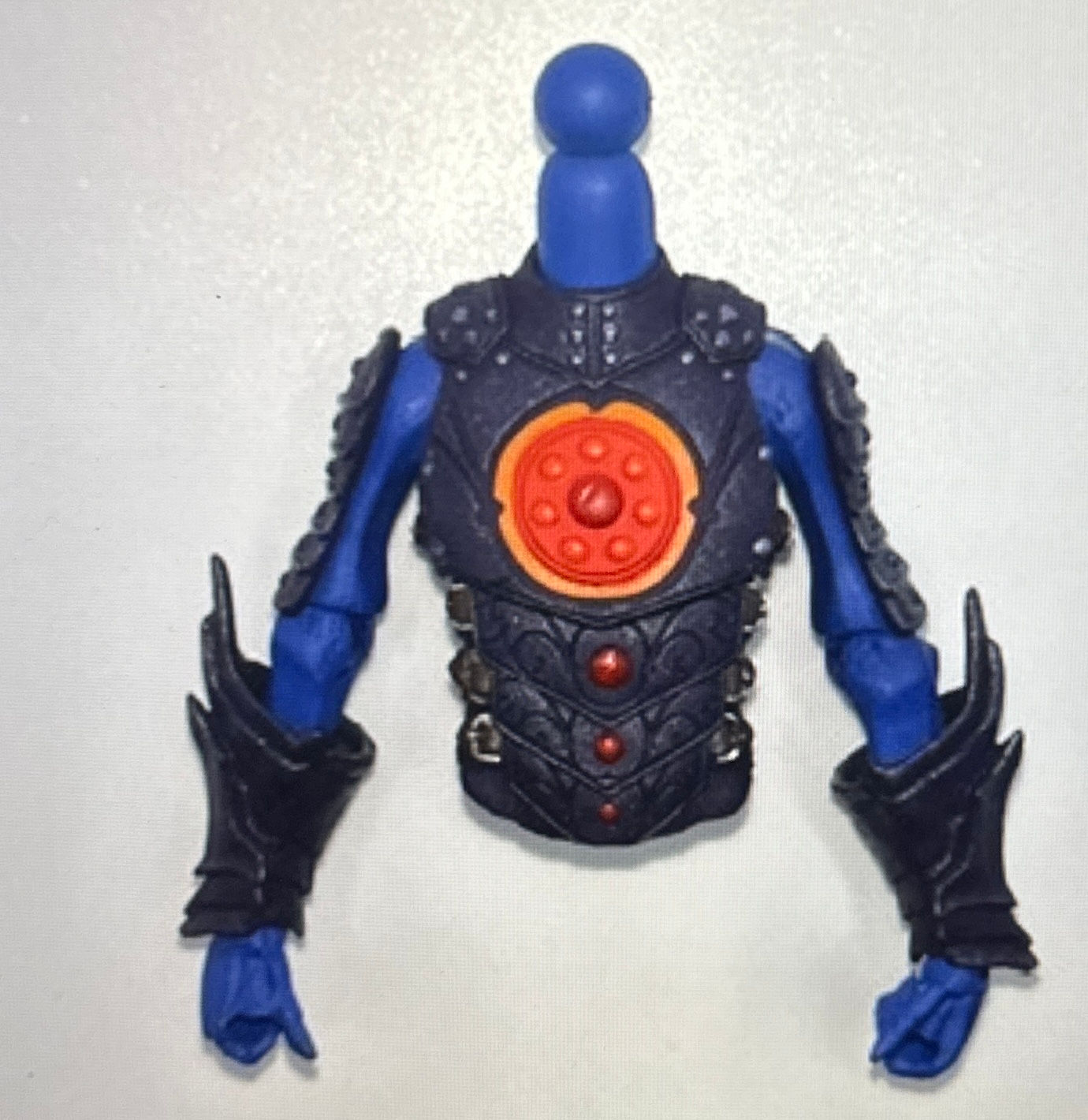 OKEATOS - UPPER TORSO W/GAUNTLETS & HANDS & NECK - MYTHIC LEGION