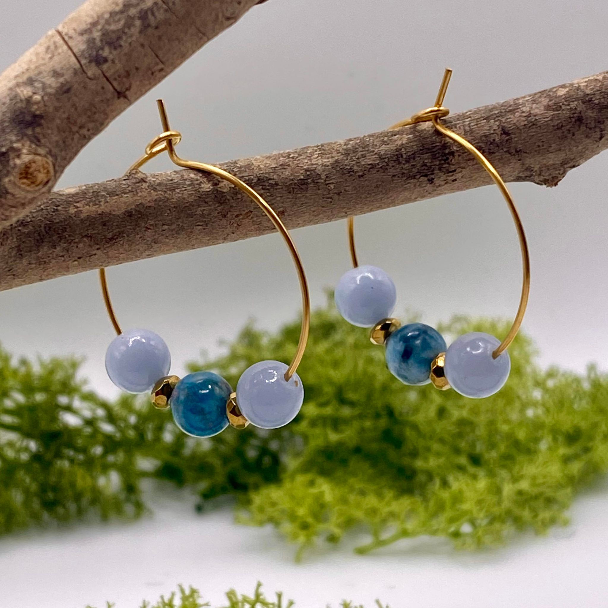 Boucles d’Oreilles Angélite & Apatite — Paix & Communication