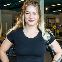 Leonore Verheijen vegan bodybuildster foto door Roos Pierson_1_edited.jpg