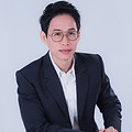 LINE_ALBUM_Portraits_250326_17.jpg