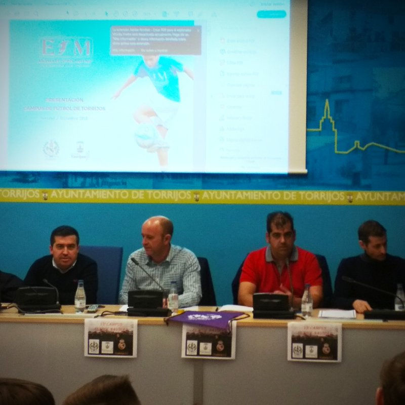 Presentación del campus de fútbol de Torrijos
