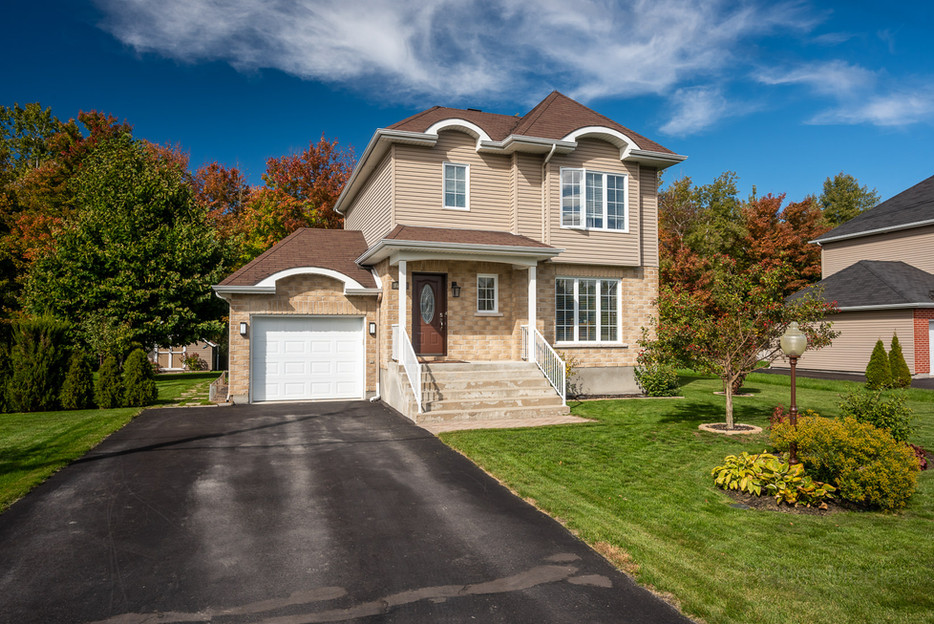 1249 Rue des Explorateurs SaintLazare House for Sale Kevin Owen