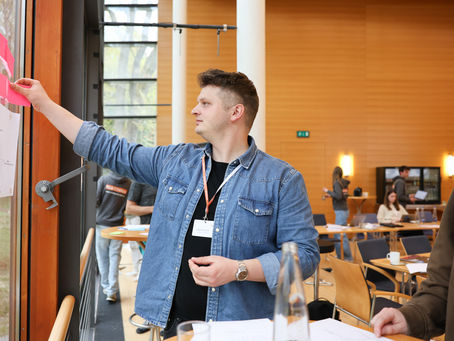 Making Decisions Without Certainty: What Scientists Need to Learn When Building a Startup