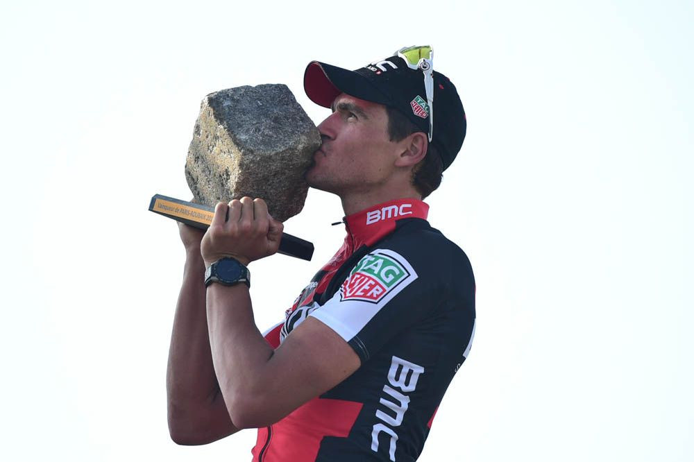 Greg Avermaet e o troféu da Paris-Roubaix / ASO P.Ballet