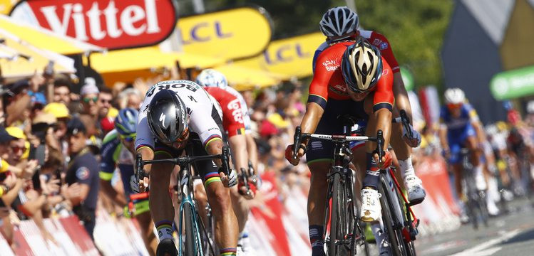 Peter Sagan no sprint final - Bettini photo