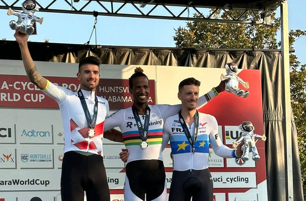 Lauro Chaman é prata no contra-relógio da Copa do Mundo nos EUA