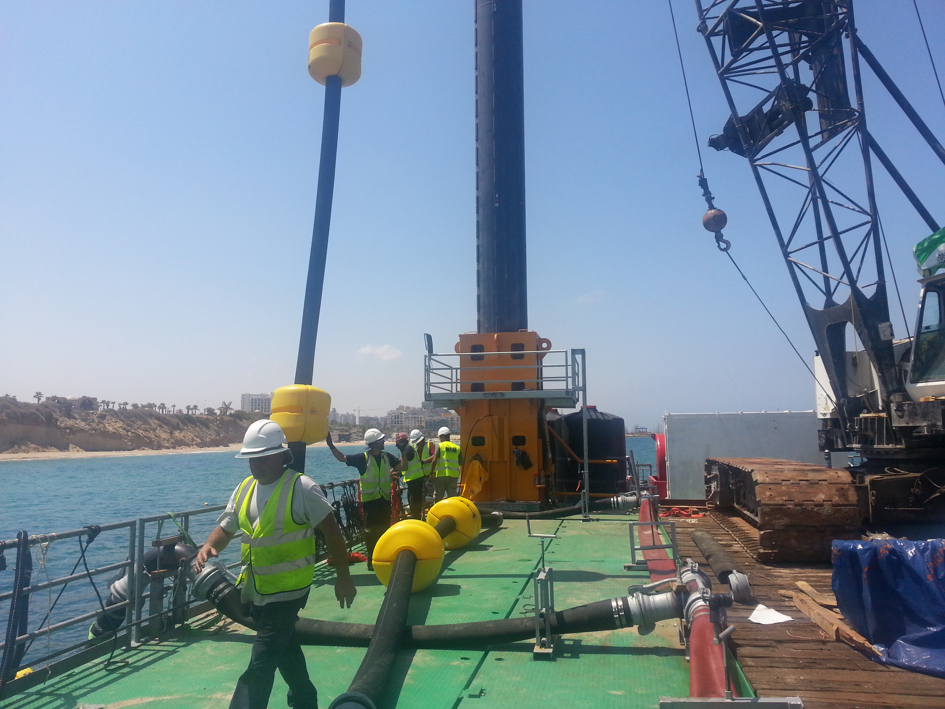 הגנת צוקי ים תיכון הפעלת מנוף