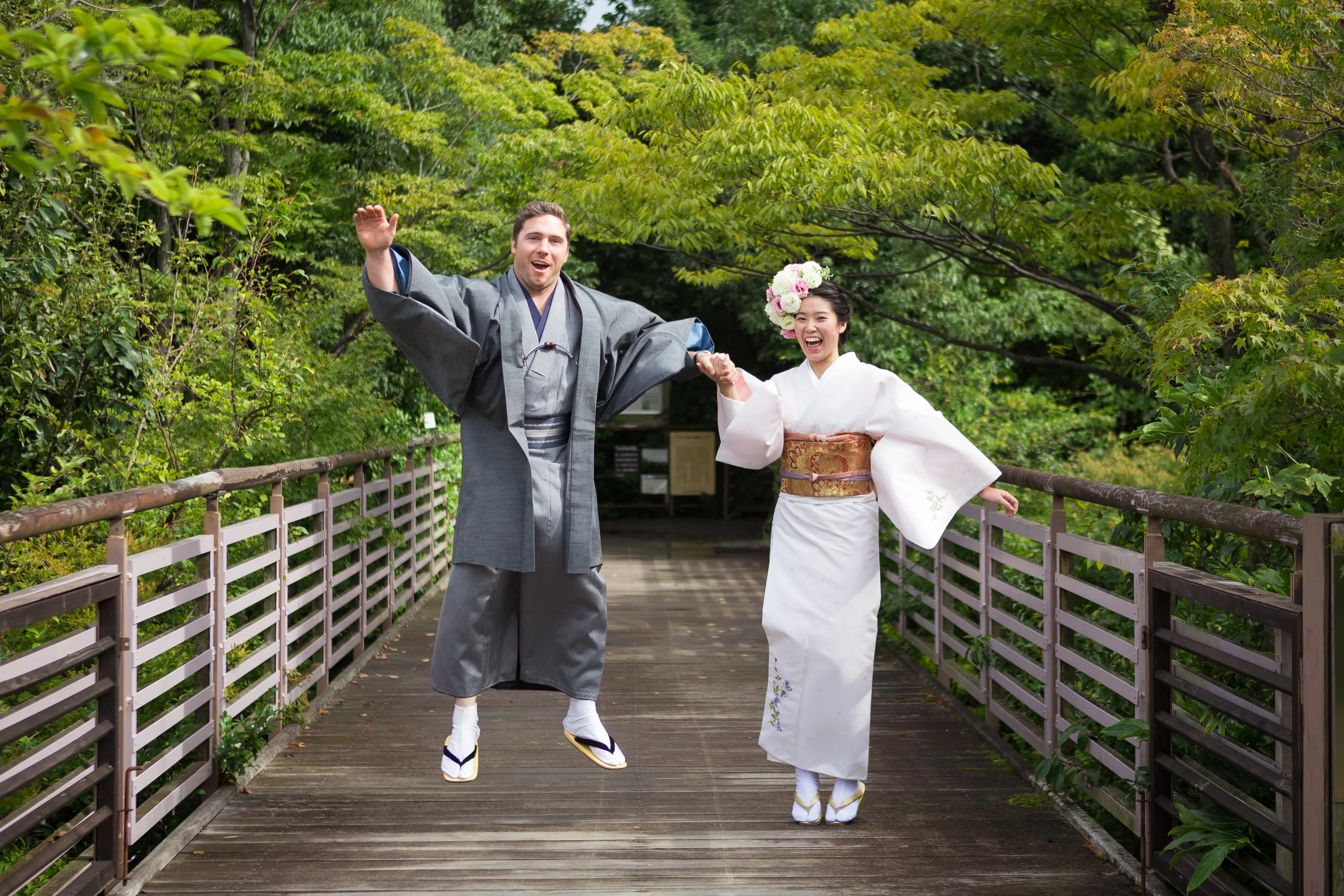 Mariage au Japon. Couplé marié au Japon en kimono.