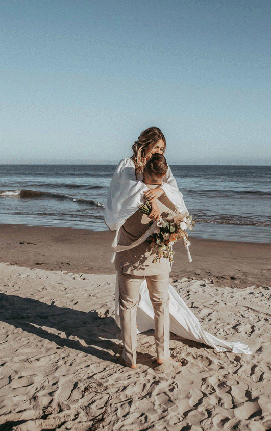 Berlynn Photography, San Diego wedding photographer, san diego wedding photography, coronado island wedding in san diego, moody wedding photography, boho bride, gypsy bride, rue de seine wedding dress, San Diego wedding photography, california elopement photographer, california wedding photographer, wedding gif, animated wedding photo