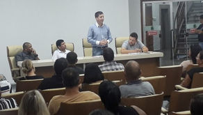 Reunião com os pais marca o início do trabalho com a base