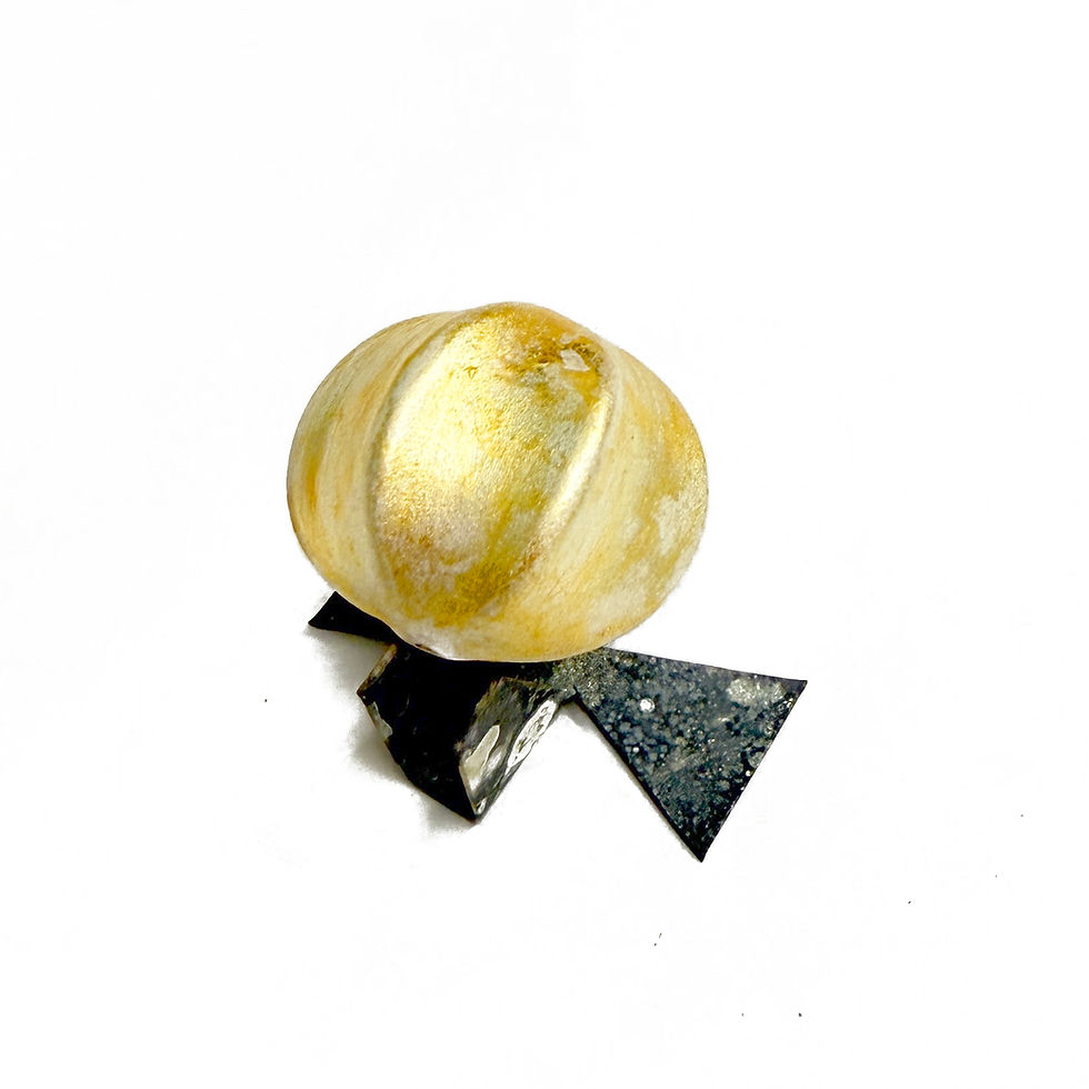 Thumbnail: 24 K Gold Powder on Silver