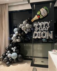 Los Angeles Balloon Garland champagne bottle