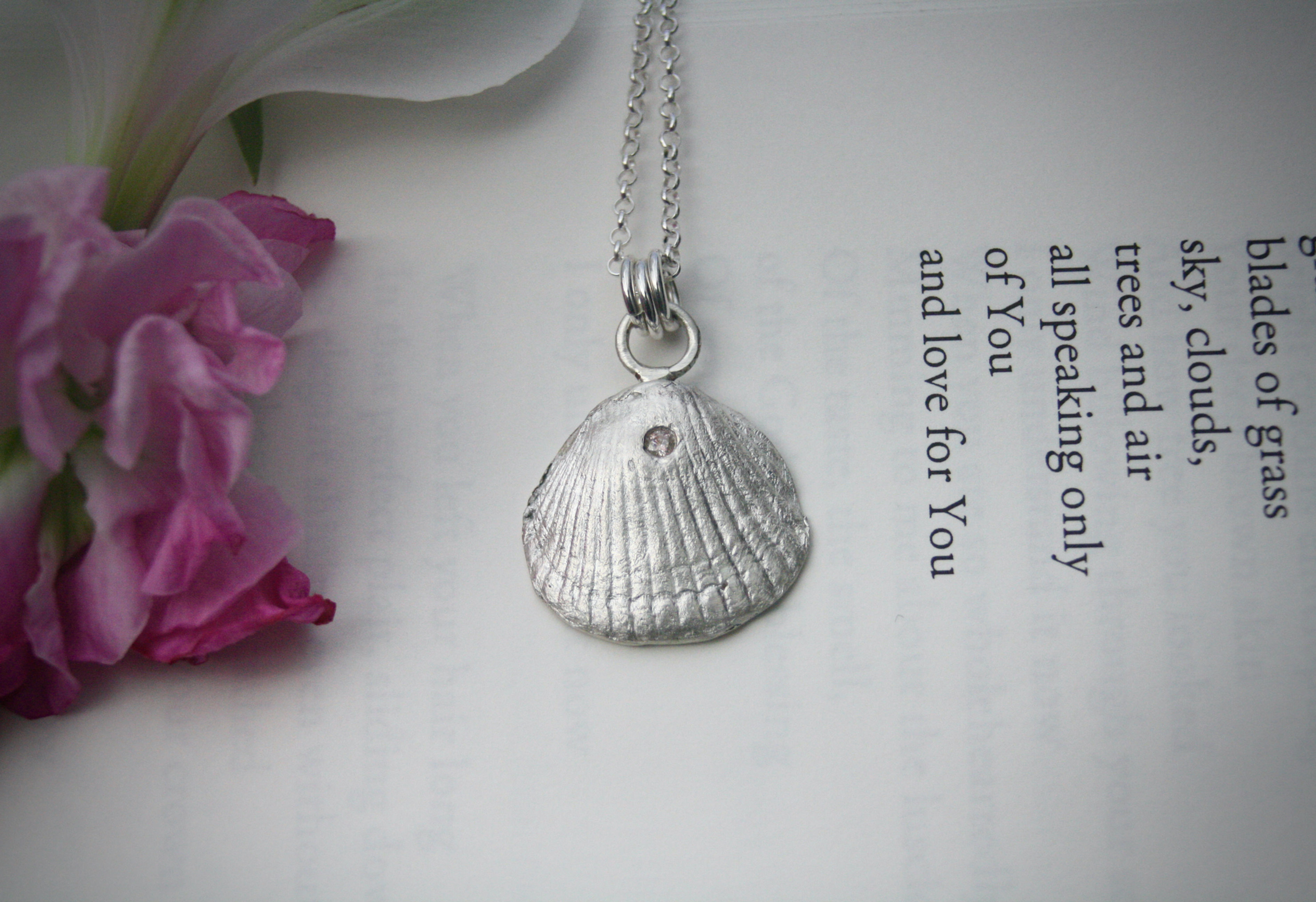 Aphrodite cubic zirconia fine silver shell necklace