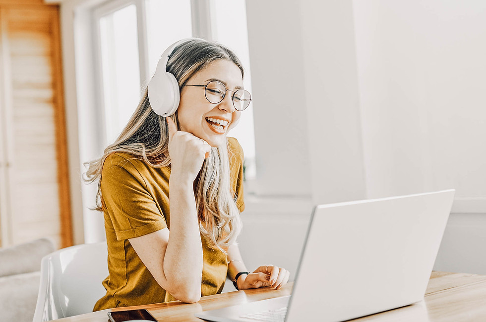 laptop-woman-computer-headphone-technology-call-vi-2025-01-29-08-06-04-utc.jpg