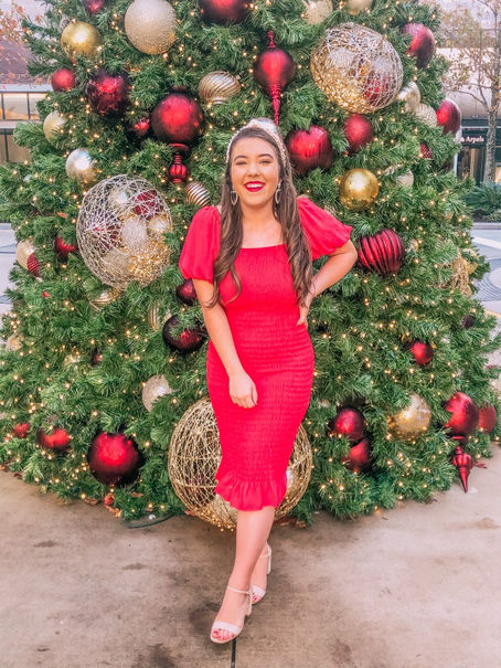 32 Dresses Perfect For Holiday Parties