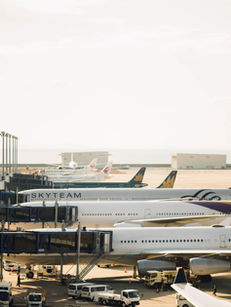 Co dělat, když se zpozdí či zruší let, nebo se ztratí zavazadla